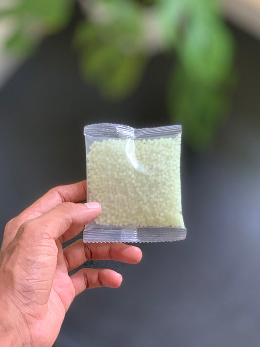 Glowing gel ball bullets